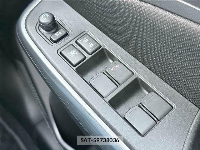 Suzuki SWIFT 2018-07 6691302-28