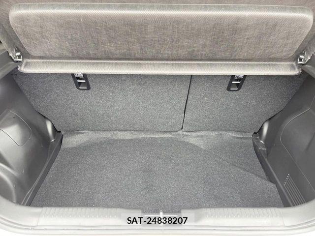 Suzuki SWIFT 2022-09 6717472-9