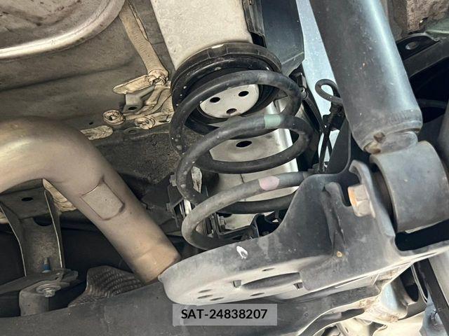 Suzuki SWIFT 2022-09 6717472-19