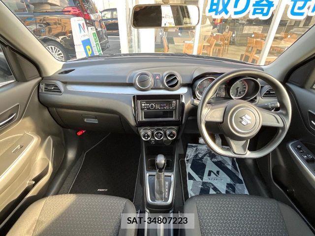 Suzuki SWIFT 2021-01 6717473-1
