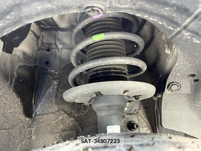 Suzuki SWIFT 2021-01 6717473-19