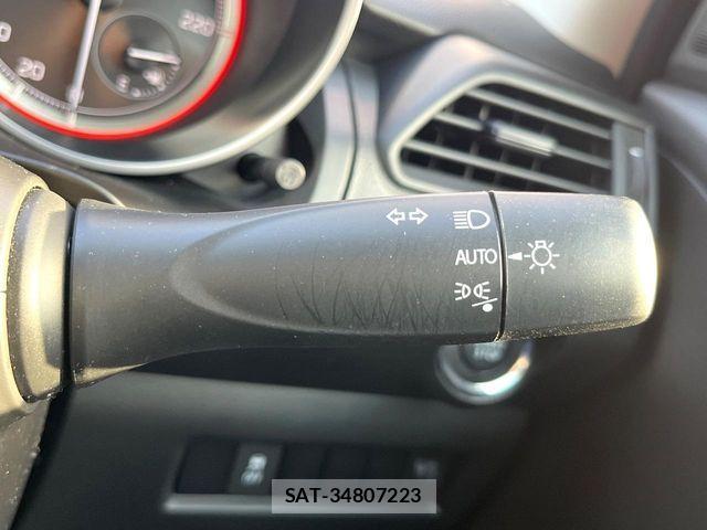 Suzuki SWIFT 2021-01 6717473-5