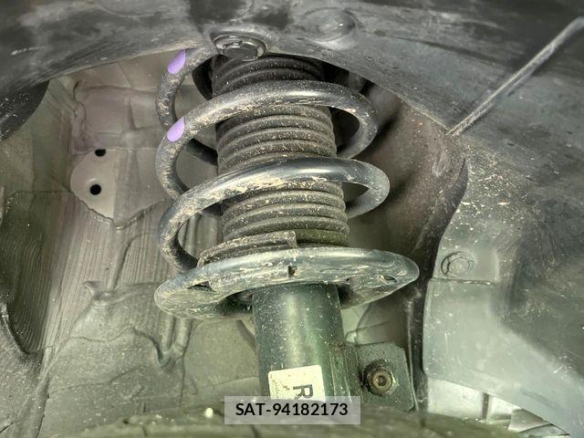Suzuki SWIFT 2024-05 6753469-19