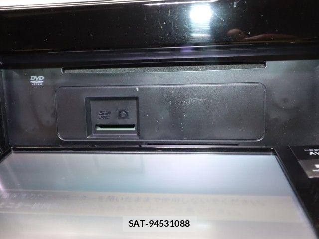 Suzuki SWIFT 2018-09 6817492-17