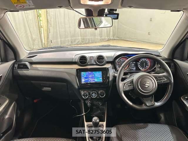 Suzuki SWIFT 2019-04 6817488-14