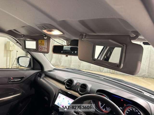 Suzuki SWIFT 2019-04 6817488-25