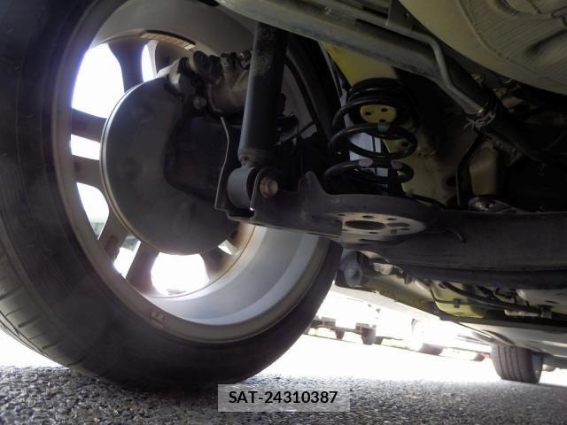 Suzuki SWIFT 2020-03 6817475-27