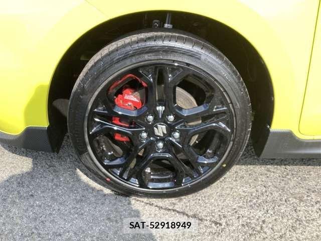 Suzuki SWIFT 2025-09 6913803-17