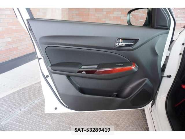 Suzuki SWIFT 2021-10 6913808-20