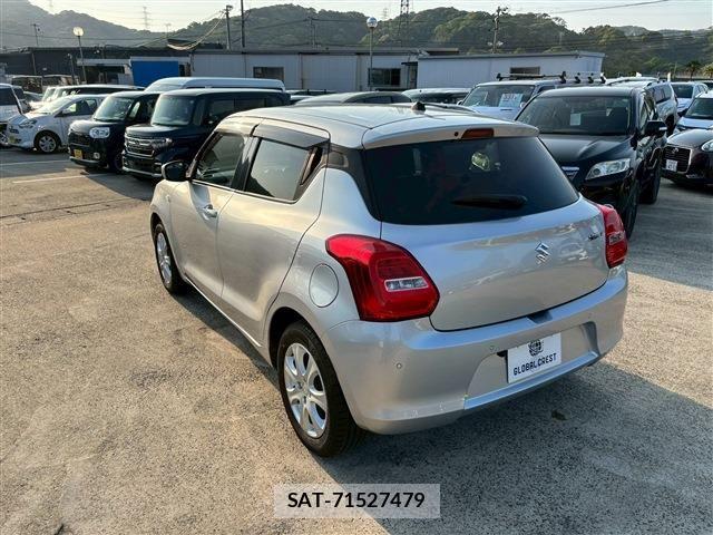 Suzuki SWIFT 2021-03 6913834-10