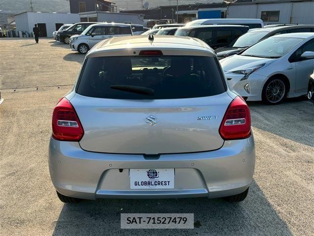 Suzuki SWIFT 2021-03 6913834-11