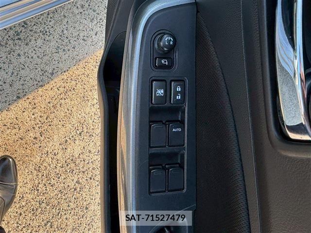 Suzuki SWIFT 2021-03 6913834-15