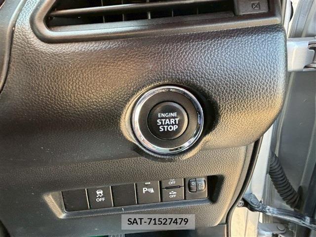 Suzuki SWIFT 2021-03 6913834-16