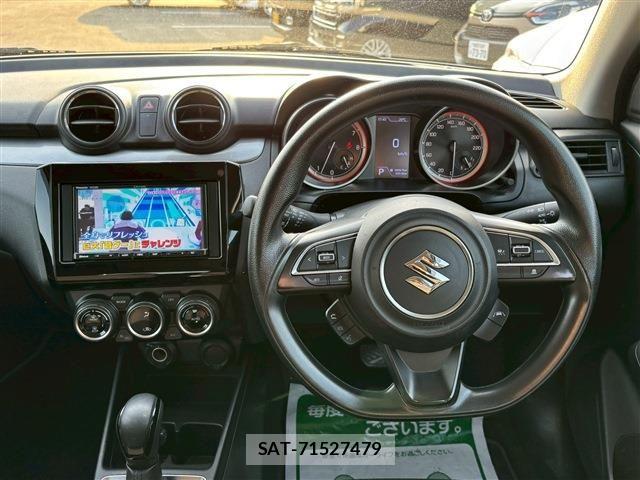 Suzuki SWIFT 2021-03 6913834-18