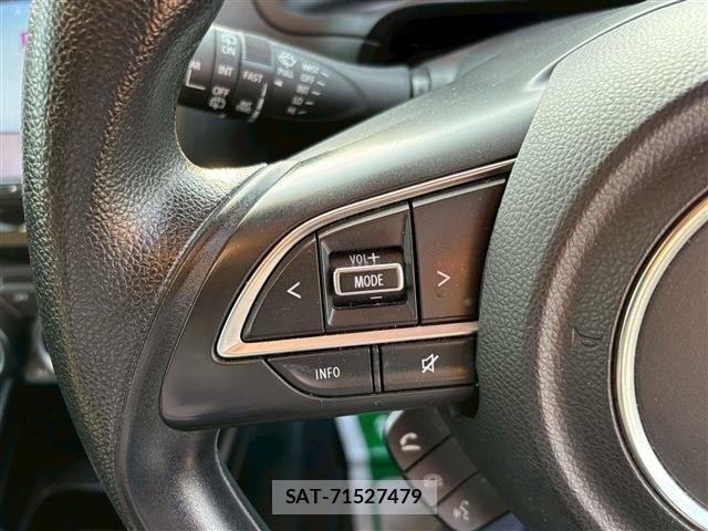 Suzuki SWIFT 2021-03 6913834-22