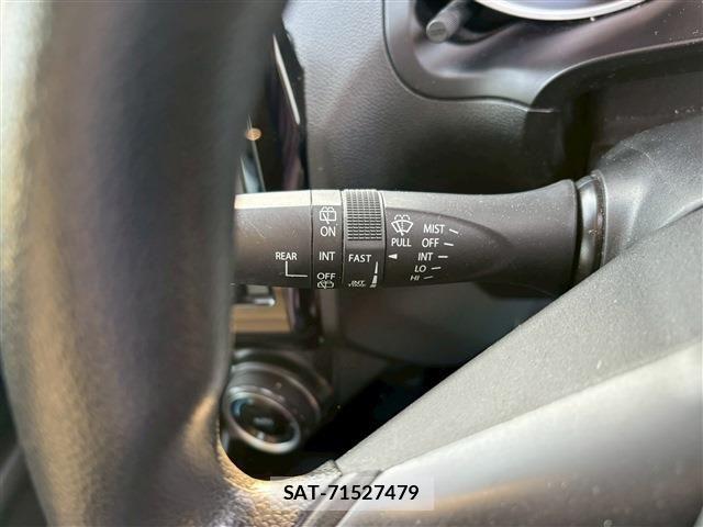 Suzuki SWIFT 2021-03 6913834-24