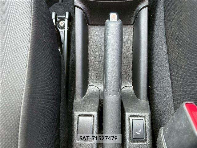 Suzuki SWIFT 2021-03 6913834-28