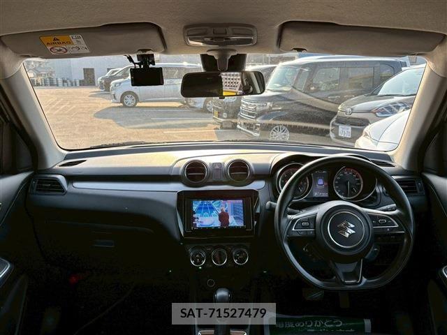 Suzuki SWIFT 2021-03 6913834-2