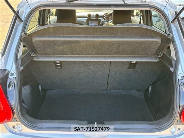 Suzuki SWIFT 2021-03 6913834-5