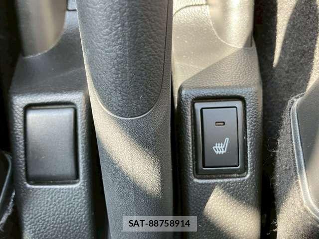 Suzuki SWIFT 2022-01 6913818-5