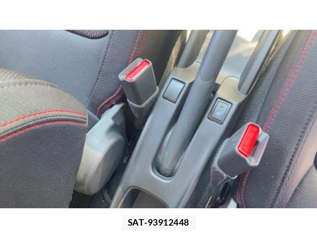 Suzuki SWIFT 2024-10 6913806-16
