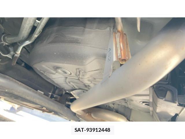 Suzuki SWIFT 2024-10 6913806-21