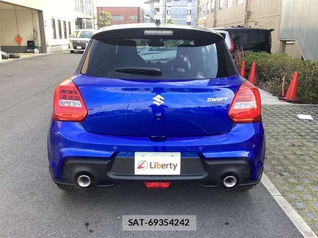 Suzuki SWIFT 2025-11 6913802-10