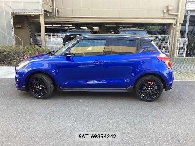 Suzuki SWIFT 2025-11 6913802-12