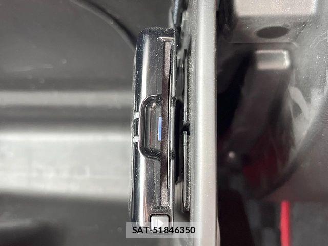 Suzuki SWIFT 2022-03 6913816-5