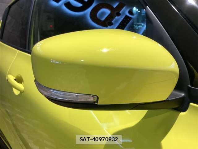 Suzuki SWIFT 2022-11 6913815-9