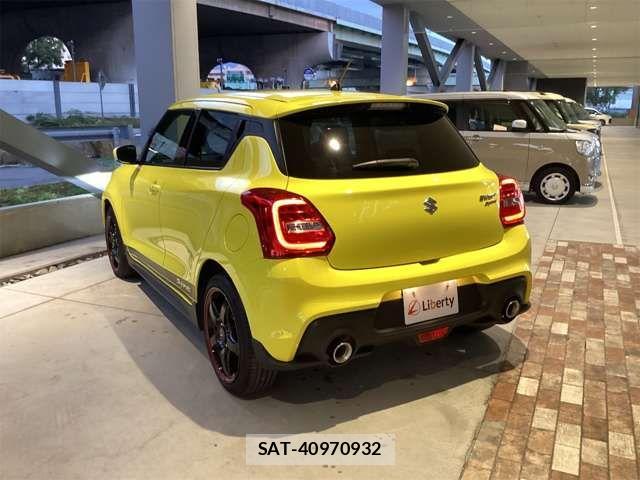 Suzuki SWIFT 2022-11 6913815-17
