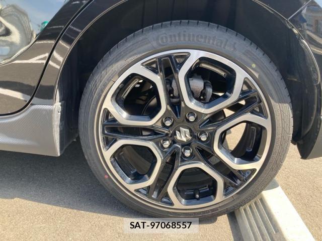 Suzuki SWIFT 2023-11 6913804-8