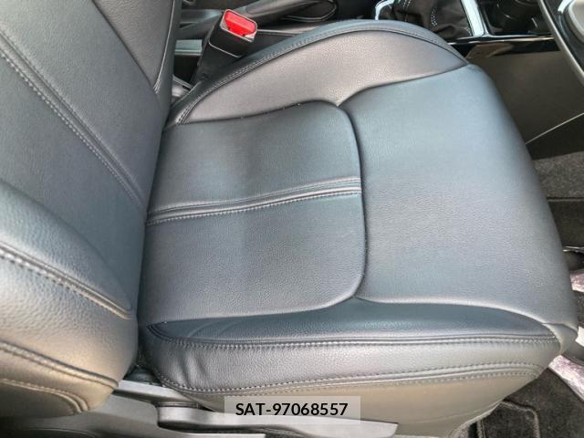 Suzuki SWIFT 2023-11 6913804-15