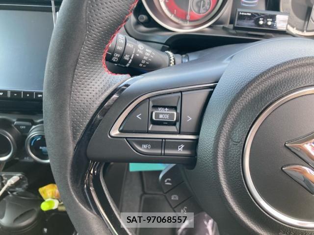 Suzuki SWIFT 2023-11 6913804-21