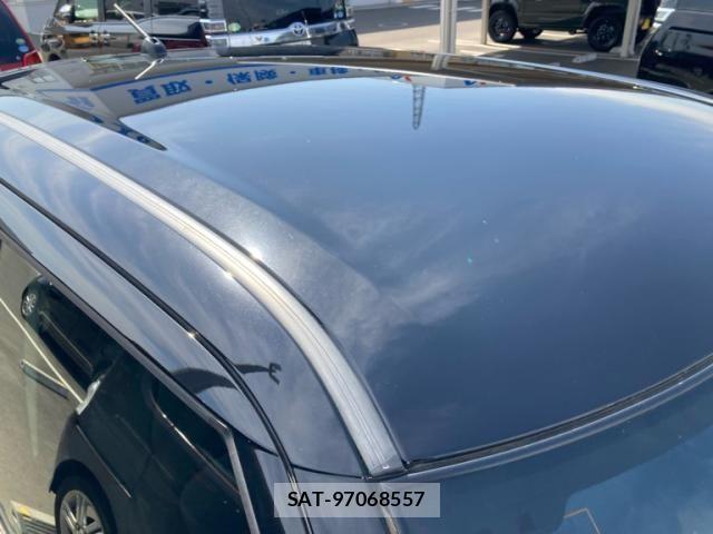 Suzuki SWIFT 2023-11 6913804-6