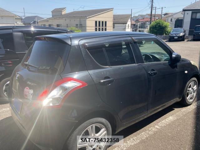 Suzuki SWIFT 2011-08 6998640-9