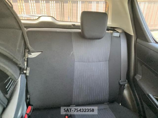 Suzuki SWIFT 2011-08 6998640-20