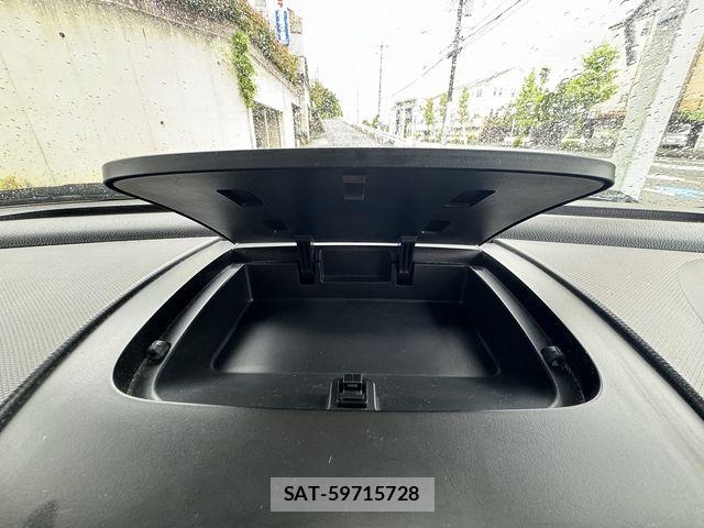 Suzuki SWIFT 2014-04 7021708-25