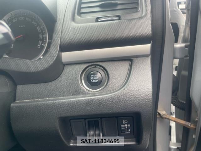 Suzuki SWIFT 2011-05 7060978-8