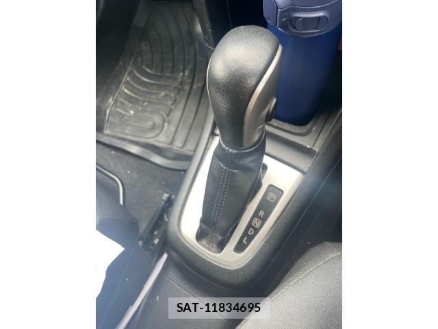 Suzuki SWIFT 2011-05 7060978-11