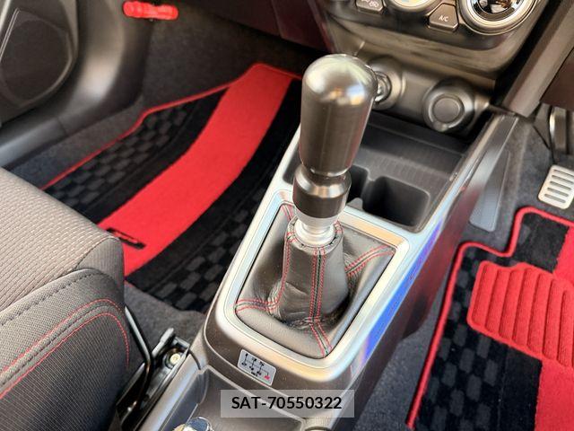 Suzuki SWIFT 2025-07 7059446-23