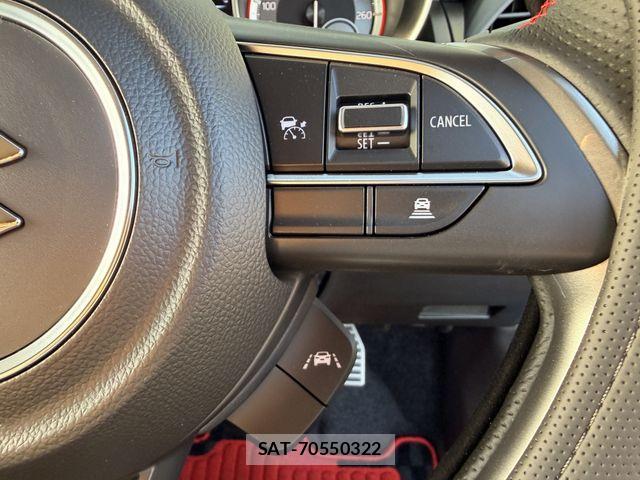 Suzuki SWIFT 2025-07 7059446-28