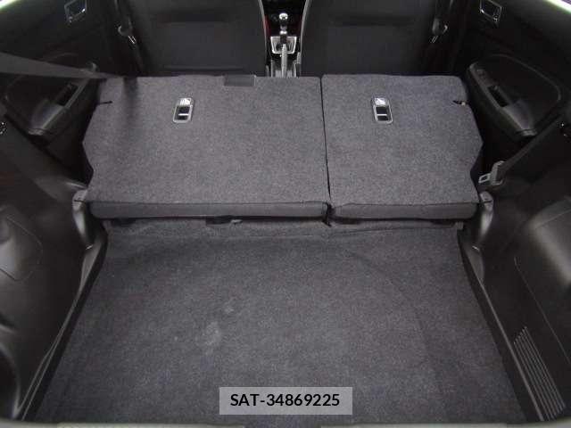 Suzuki SWIFT 2025-02 7060951-16