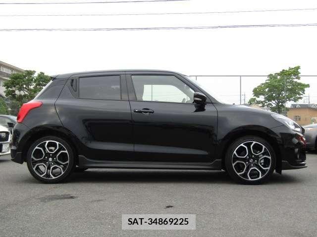 Suzuki SWIFT 2025-02 7060951-29