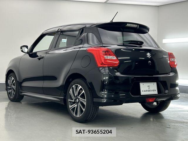 Suzuki SWIFT 2021-01 7060956-12