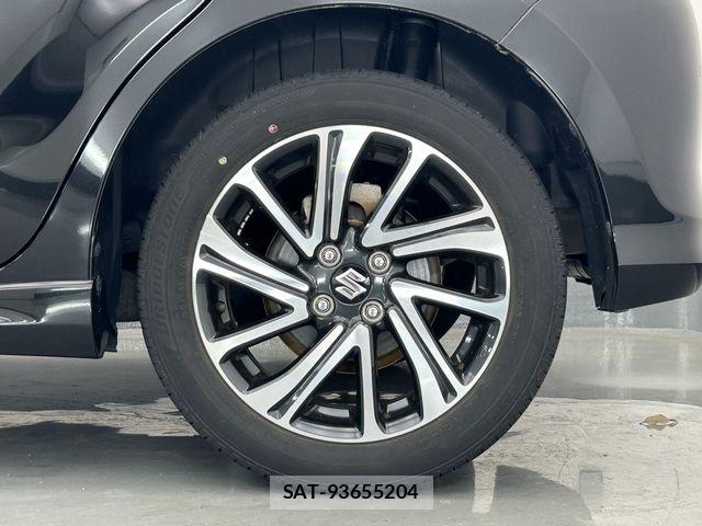 Suzuki SWIFT 2021-01 7060956-5