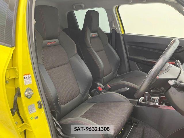 Suzuki SWIFT 2018-05 7215855-9