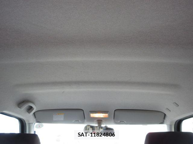 Suzuki SWIFT 2010-03 7225726-13