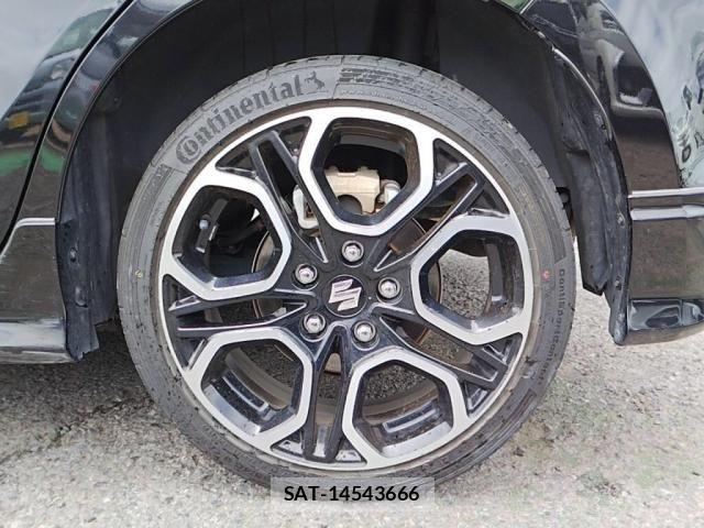 Suzuki SWIFT 2023-06 7225783-11