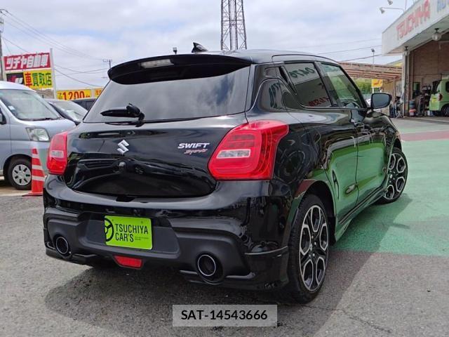 Suzuki SWIFT 2023-06 7225783-1